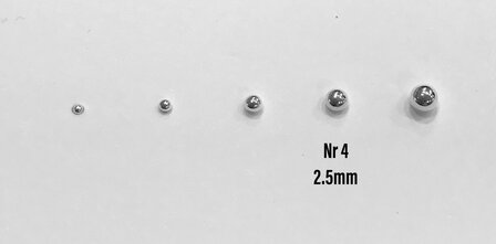 zilveren bol 2,5mm