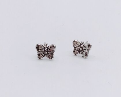 oorbellen met fijne vlindertjes