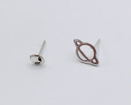 oorbellen  alien &amp; planeet