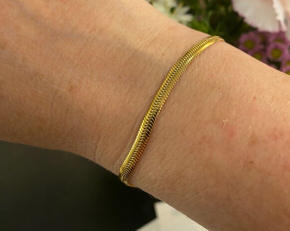 snake armband