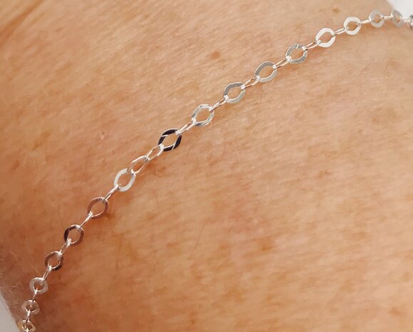 ketting met ovale open rondjes