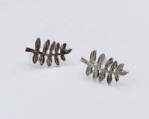 oorbellen met palmbladen