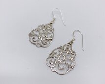 oorbellen sierlijk opengewerkt 