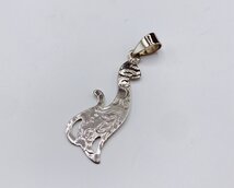 hanger " Bella " hanger " Bella "