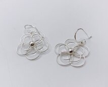 oorbellen in draadwerk bloemen oorbellen in draadwerk bloemen