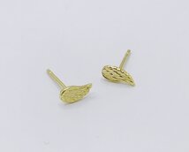 oorbellen verguld met kleine engelenvleugels