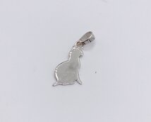 hanger poes 1 hanger poes 1